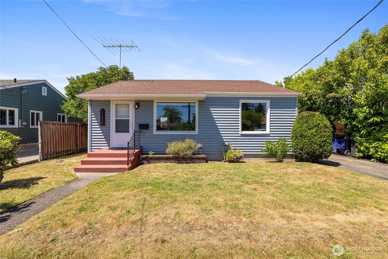 Property Photo:  7224 S Warner Street  WA 98409 