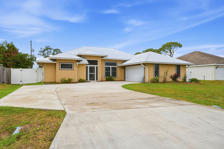 Property Photo:  1280 SW Kalevala Drive  FL 34953 