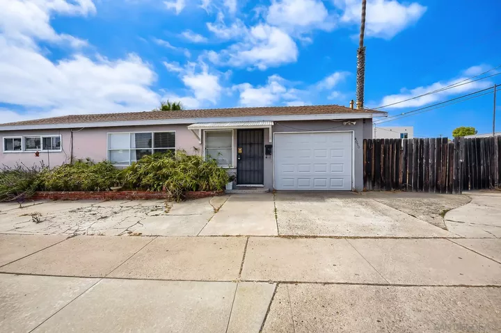 Property Photo: 4070 Fox Ave CA 92117
