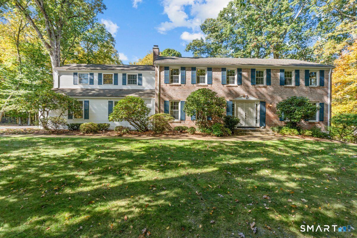 Property Photo:  23 Peaslee Hill  CT 06117 
