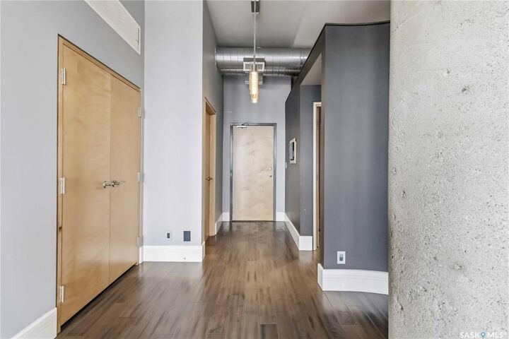 Property Photo: 73 24th Street E 404 SK S7K 0K3