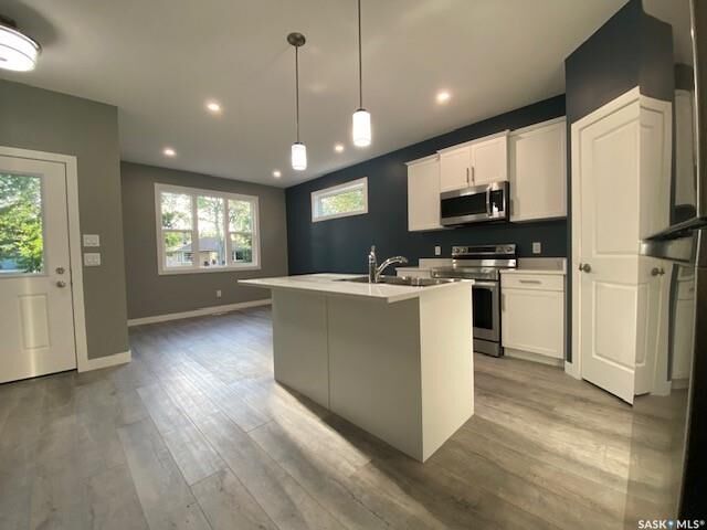 Property Photo: 3067 Elphinstone Street SK S4S 2A6