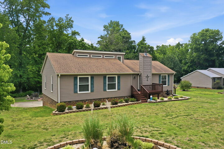 Property Photo:  3124 Oakridge Drive  NC 27253 