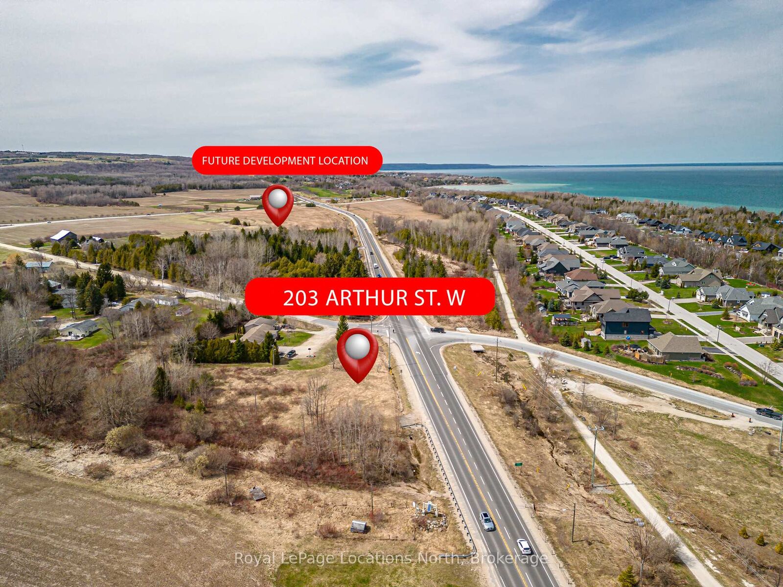 Property Photo:  203 Arthur Street W  ON N0H 2P0 