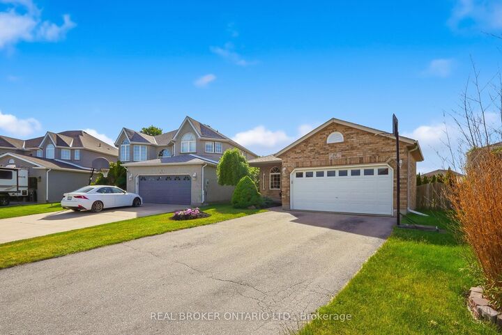 Property Photo: 26 Kelly Court ON N1K 1W3