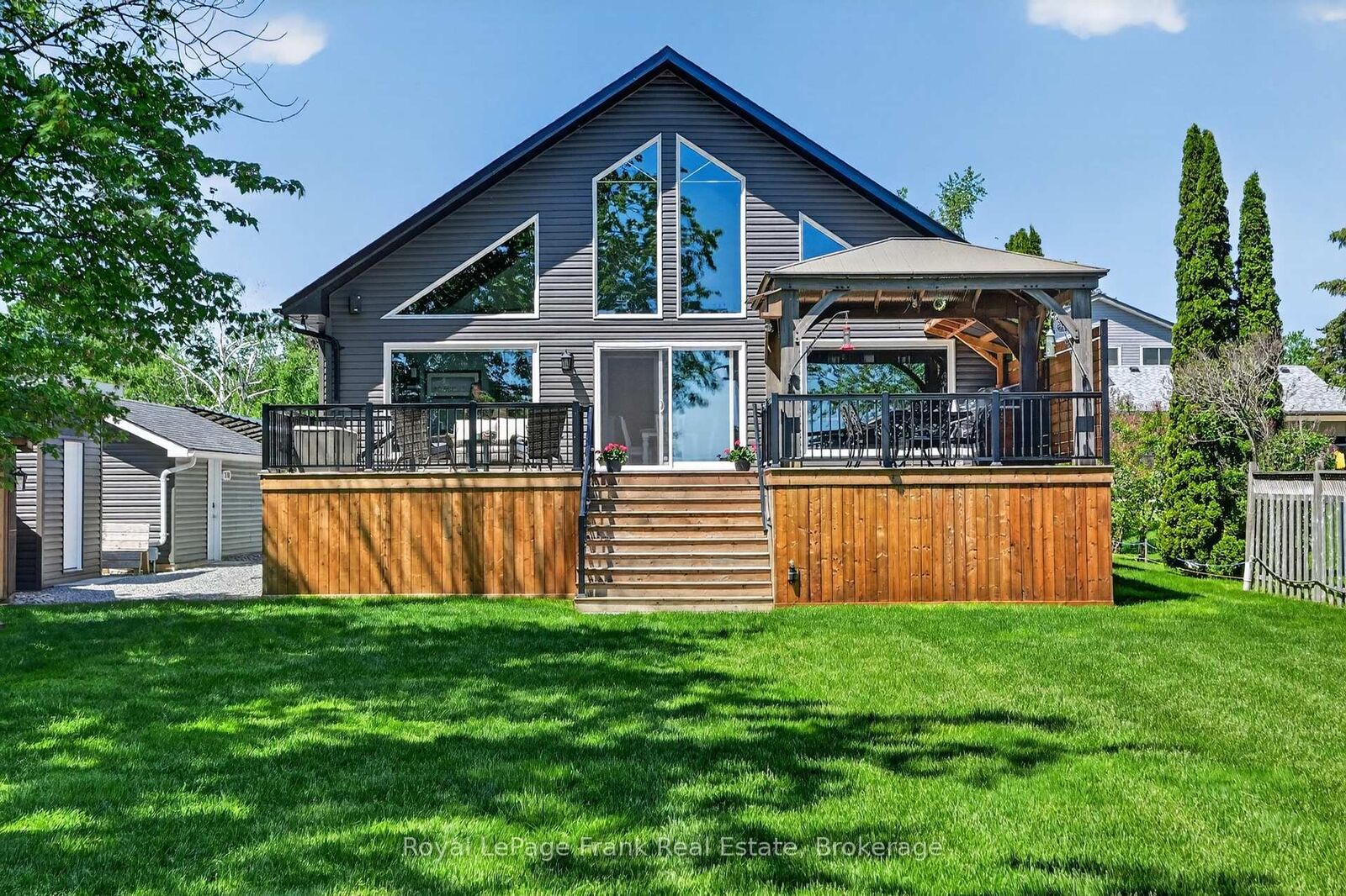 Property Photo: 210 Lakeshore Drive ON K0M 1A0