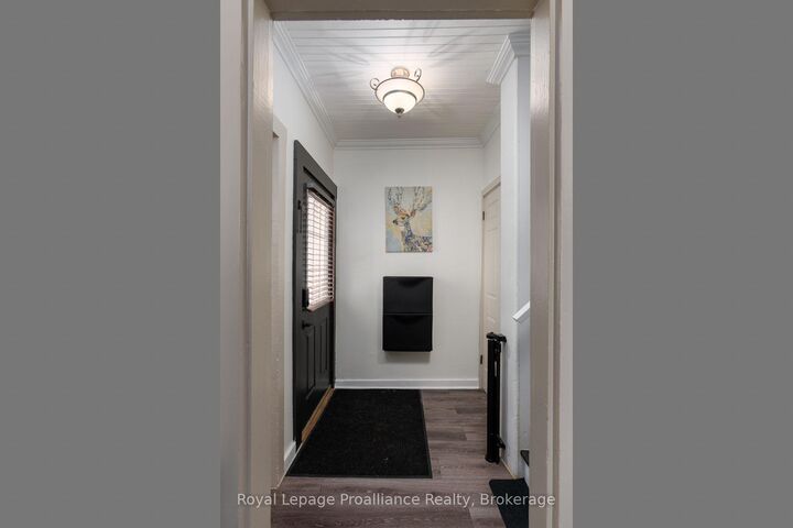 Property Photo: 7 Simmons Street ON K0K 1S0