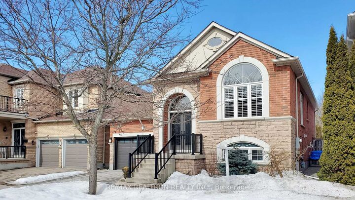 Property Photo: 73 Brass Drive ON L4E 4T4