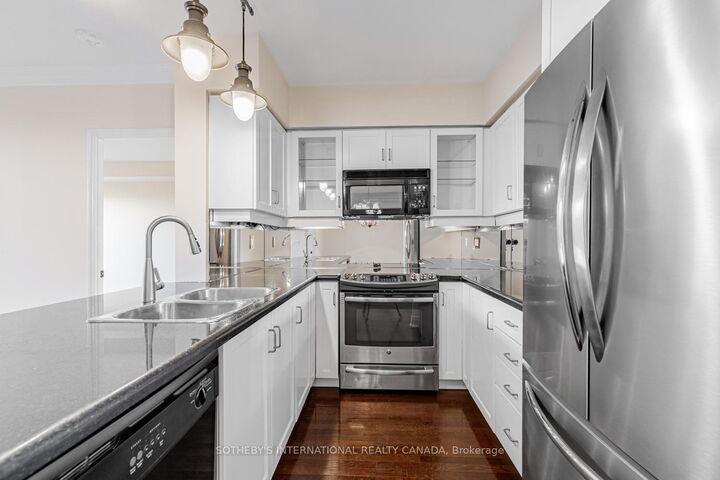 Property Photo: 10 Delisle Avenue 327 ON M4V 3C6