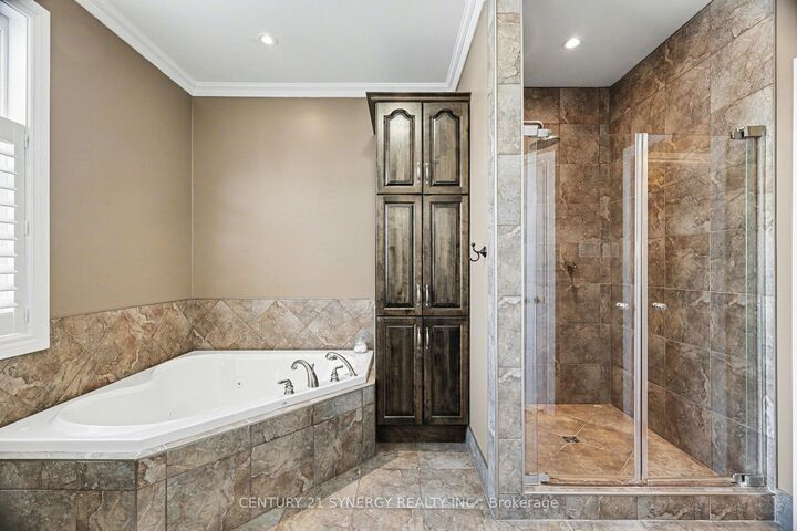 Property Photo:  30 Basswood Crescent  ON K7A 0C8 