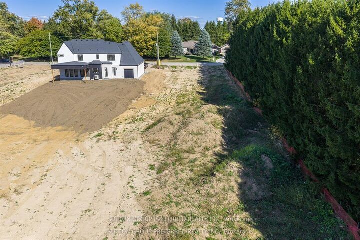 Property Photo:  21839 Fairview Road  ON N0M 2P0 