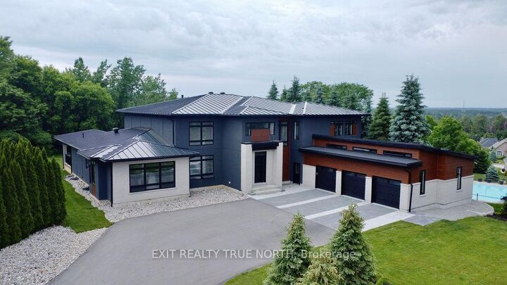 Property Photo: 57 Glenhuron Drive ON L4M 6T4