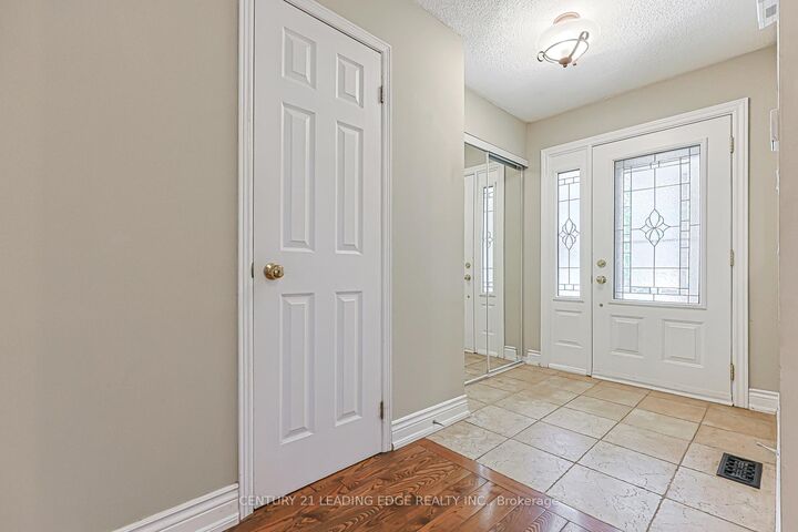 Property Photo: 43 Bishop Crescent ON L3P 4N4