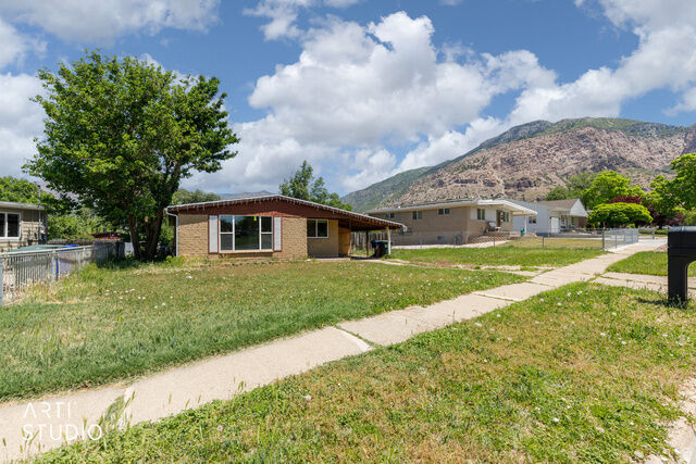 Property Photo:  686 E 675 N  UT 84404 