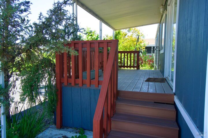 Property Photo:  514 Loma Verde Lane  CA 94928 
