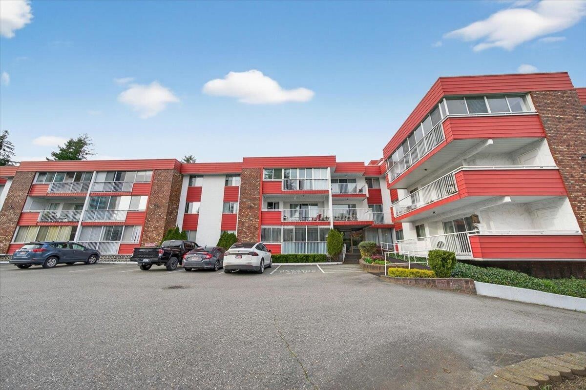 Property Photo:  32025 Tims Avenue 104  BC V2T 2H3 