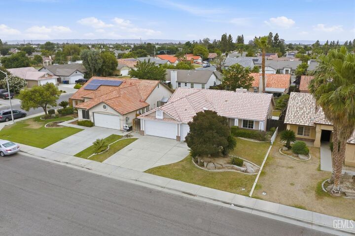 Property Photo:  4307 Bareback Lane  CA 93312 