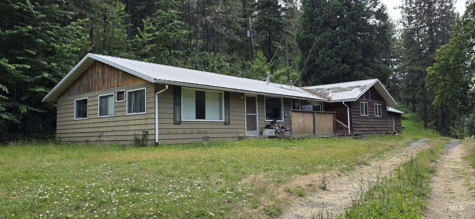 Property Photo: 46582 Highway 12 ID 83545