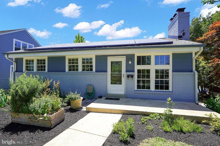 Property Photo: 726 Boundary Avenue MD 20910