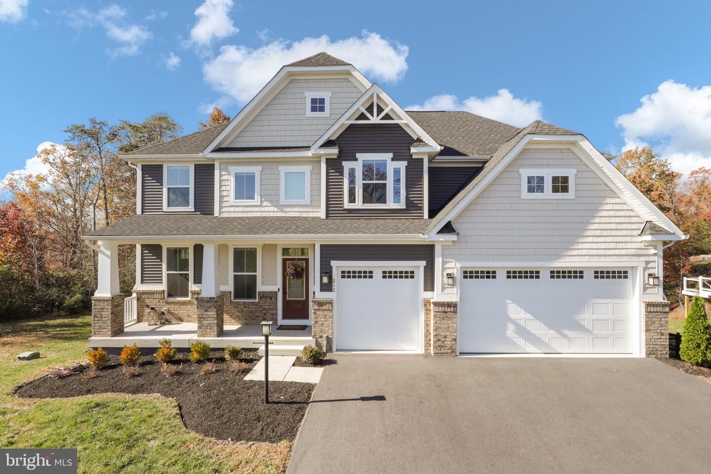 Property Photo:  212 Southern View Drive  VA 22405 