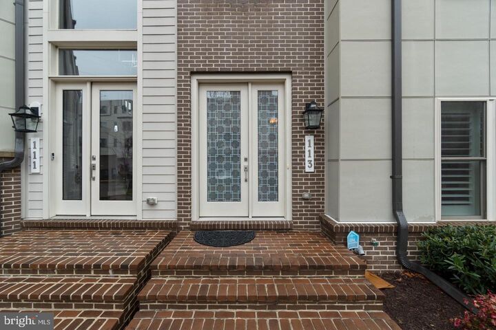 Property Photo: 113 Dyer Ct. VA 20170