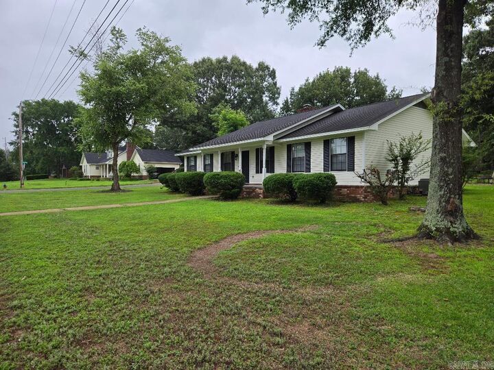 Property Photo: 16 Cedar Creek Drive AR 72830