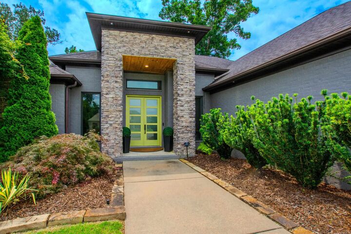 Property Photo:  15 Cypress Lake Ct  AR 72113 