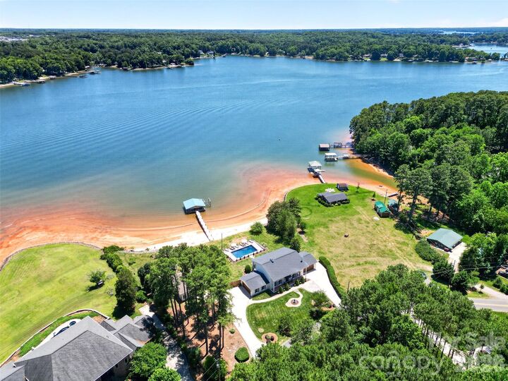 Property Photo:  615 Kenway Loop  NC 28117 