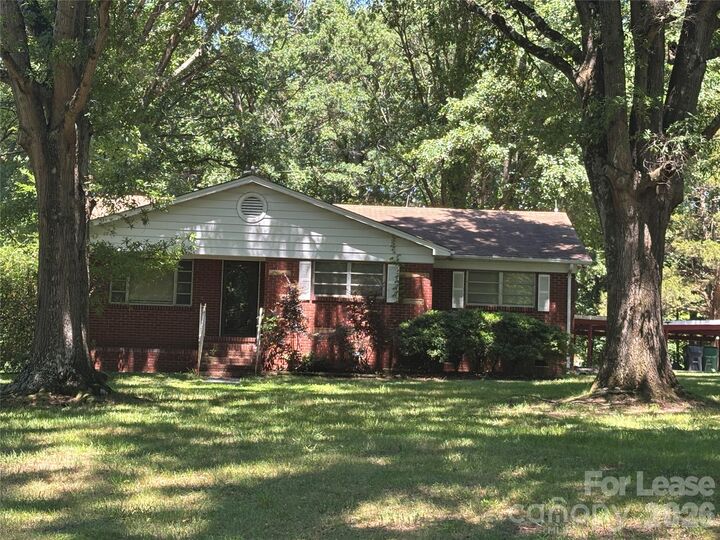 Property Photo:  2311 Back Creek Church Road  NC 28213 