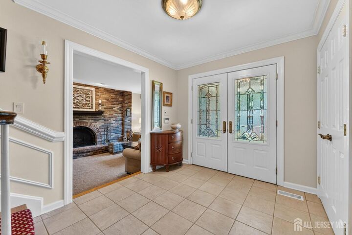Property Photo:  460 Elwood Street  NJ 08854 