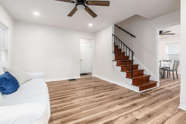 Property Photo: 2187 Ontario Street OH 43211