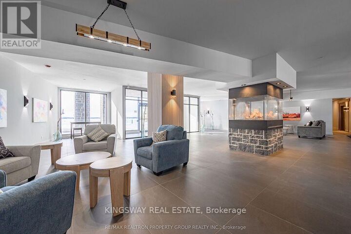 Property Photo:  99 Louisa Street South 218  ON K0M 1N0 