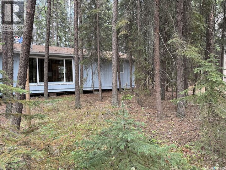 Property Photo:  4 Minowukaw Avenue  SK S0J 3E0 
