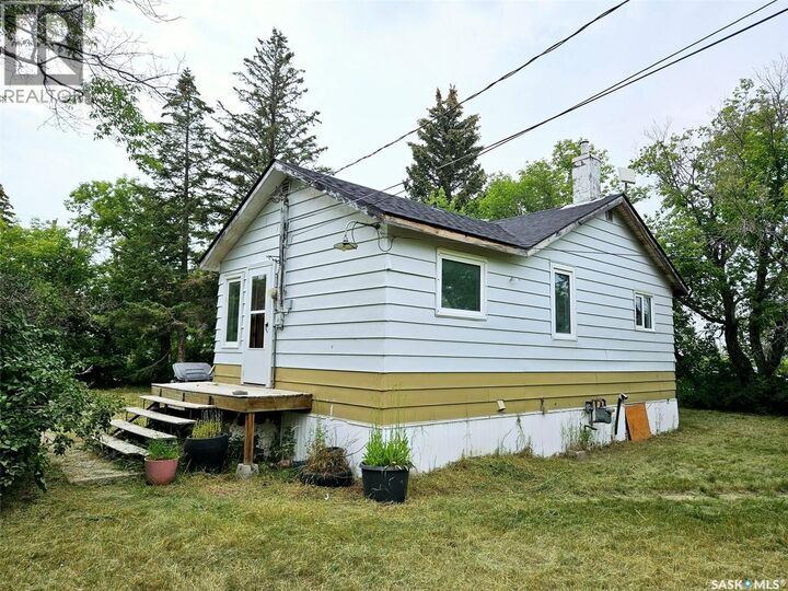Property Photo: 195 Morley Street SK S0C 1L0