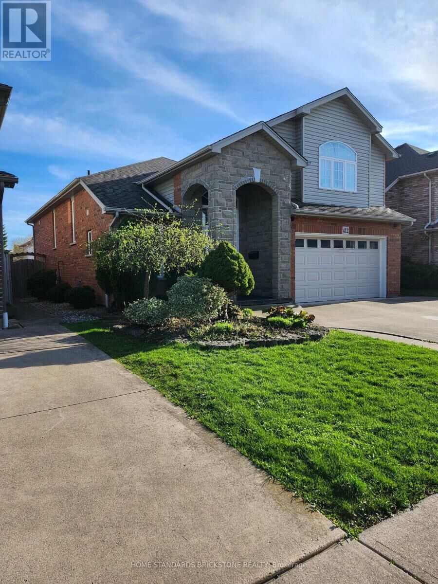 Property Photo:  412 Autumn Crescent  ON L3C 7J9 