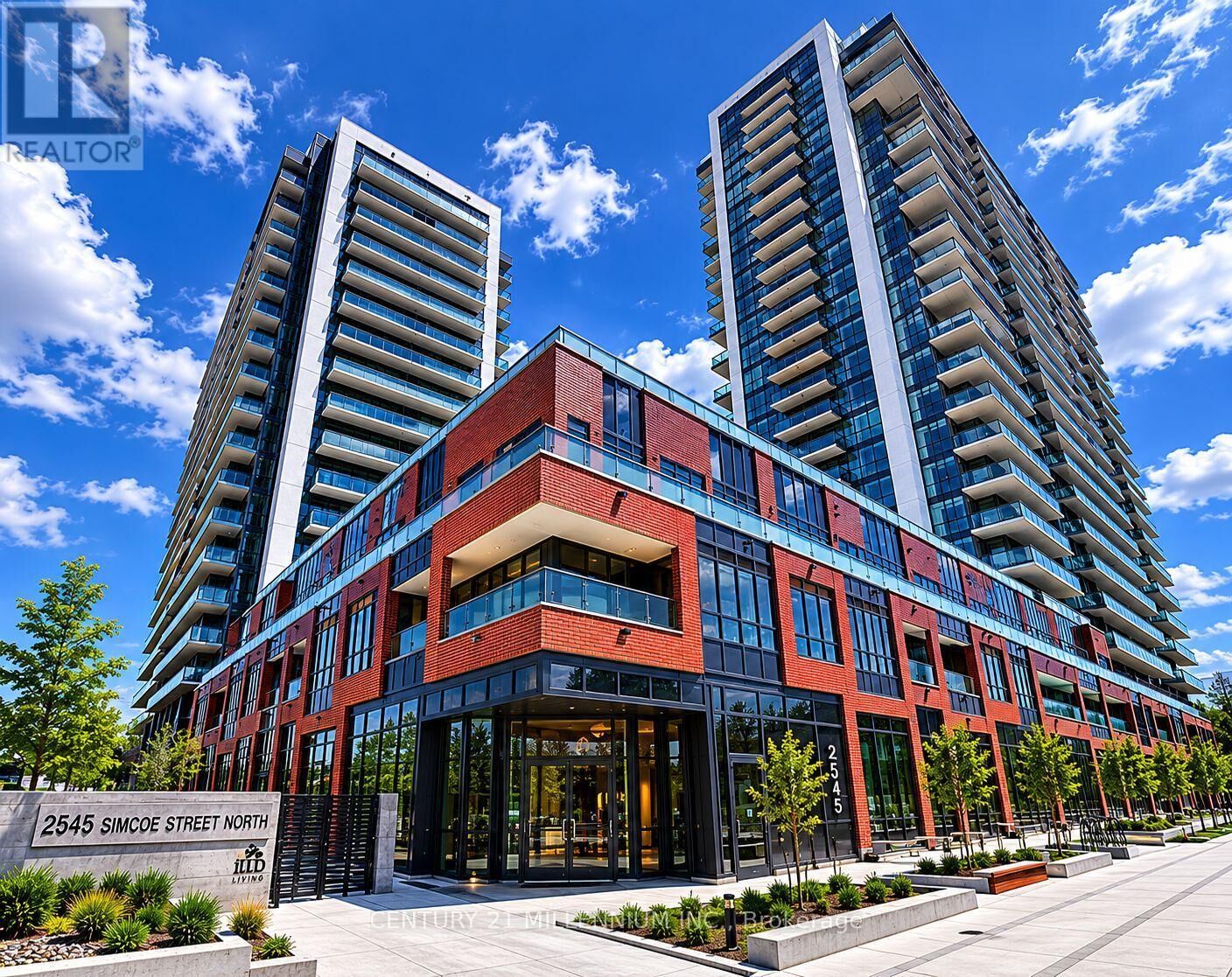 Property Photo:  2545 Simcoe Street North 934  ON L1L 0W3 