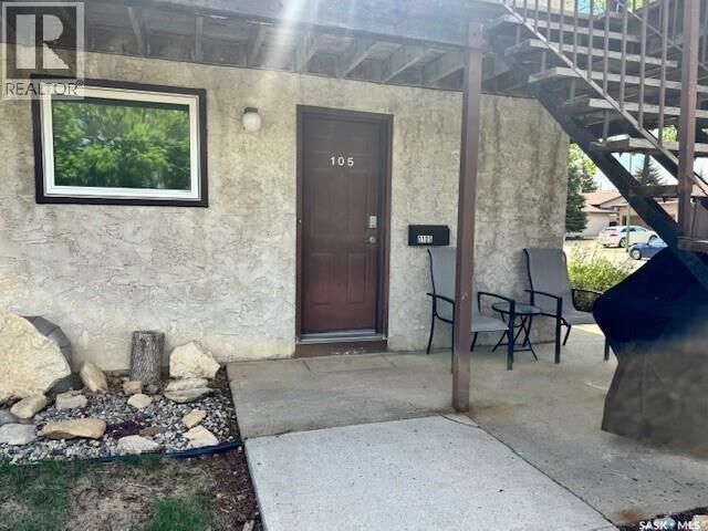 Property Photo:  105 2921 Harding Street  SK S4V 1B9 