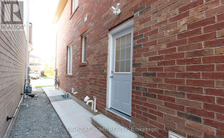 Property Photo:  1112 Solomon Court Bsmt  ON L9T 8H1 