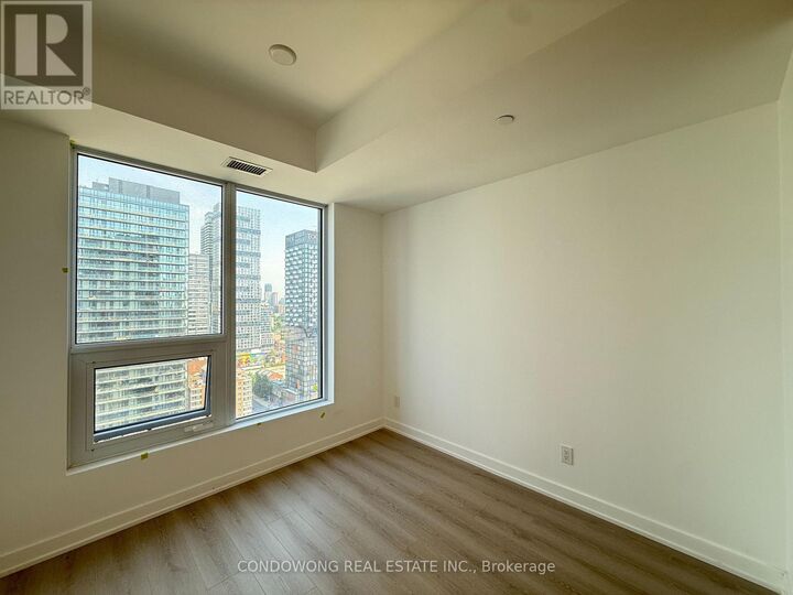 Property Photo:  100 Queen Street East 2711  ON M5C 0B5 
