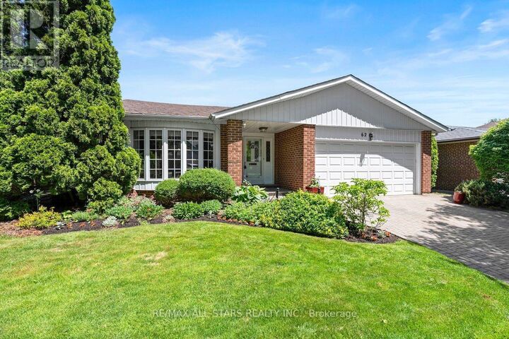 Property Photo:  62 Deerbrook Trail  ON M1W 1V4 
