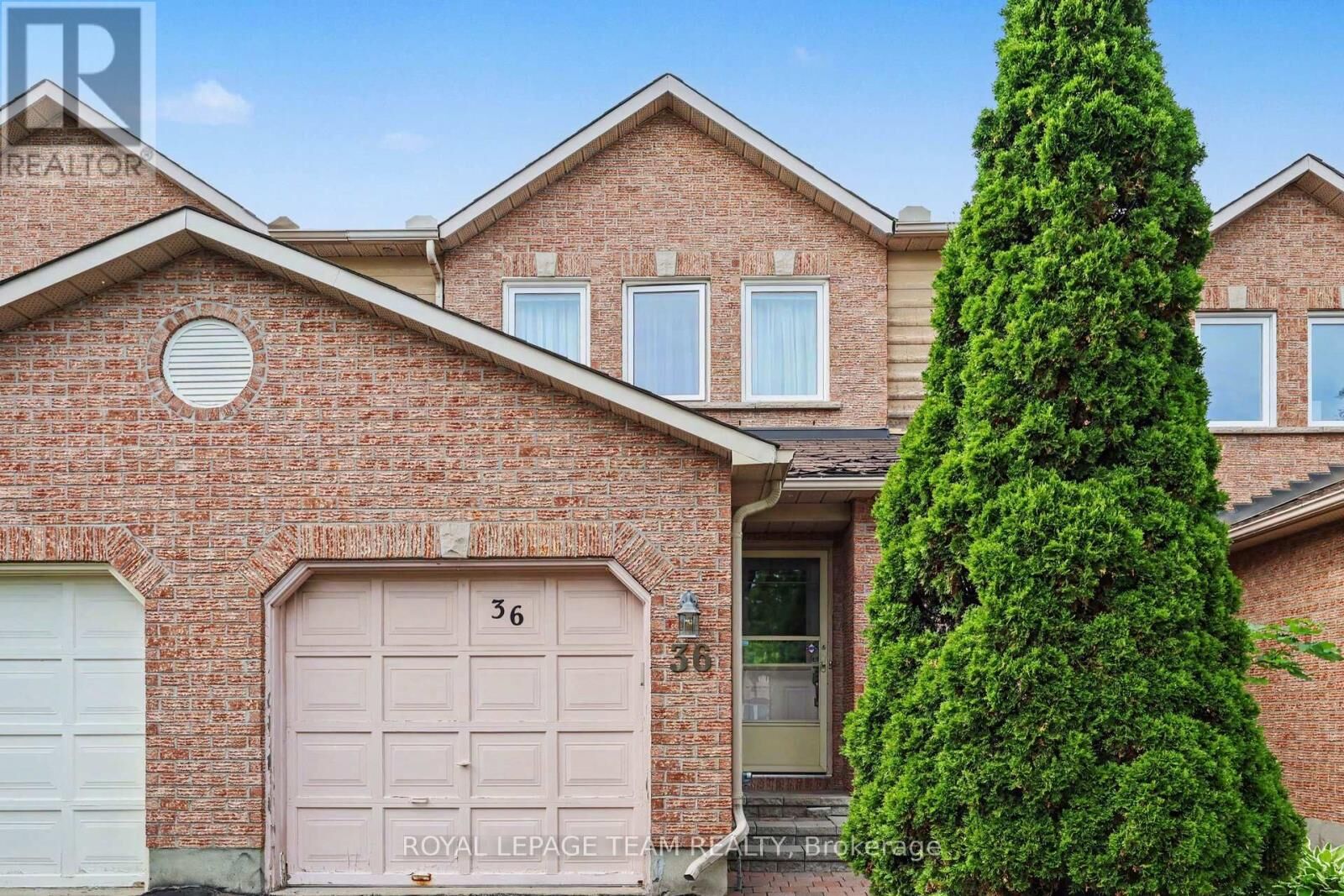 Property Photo:  36 Southport Drive  ON K1T 3E7 