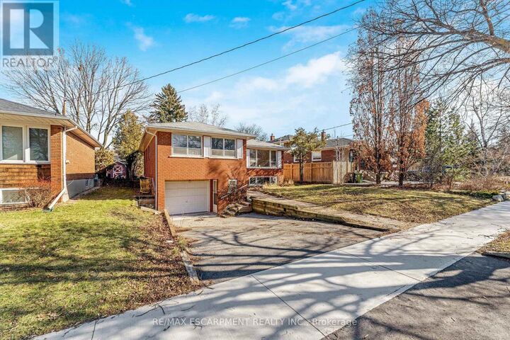 Property Photo:  113 Poynter Drive  ON M9R 1L7 