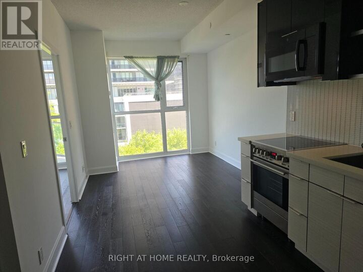 Property Photo:  33 Shore Breeze Drive 405  ON M8V 0G1 