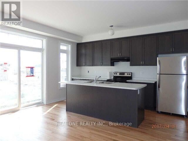 Property Photo:  115 Beechborough Crescent  ON L9N 0N9 