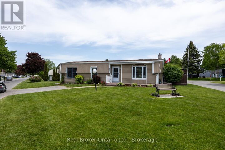 Property Photo:  115 Wilmot Trail  ON L1B 1A8 