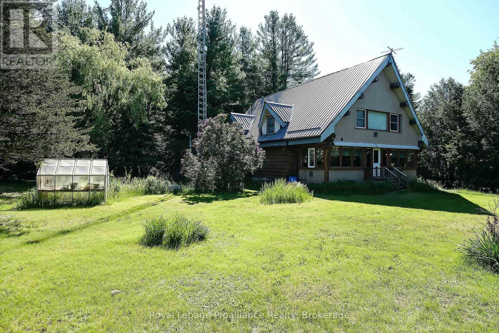Property Photo:  11 Crookston Road  ON K0K 2K0 