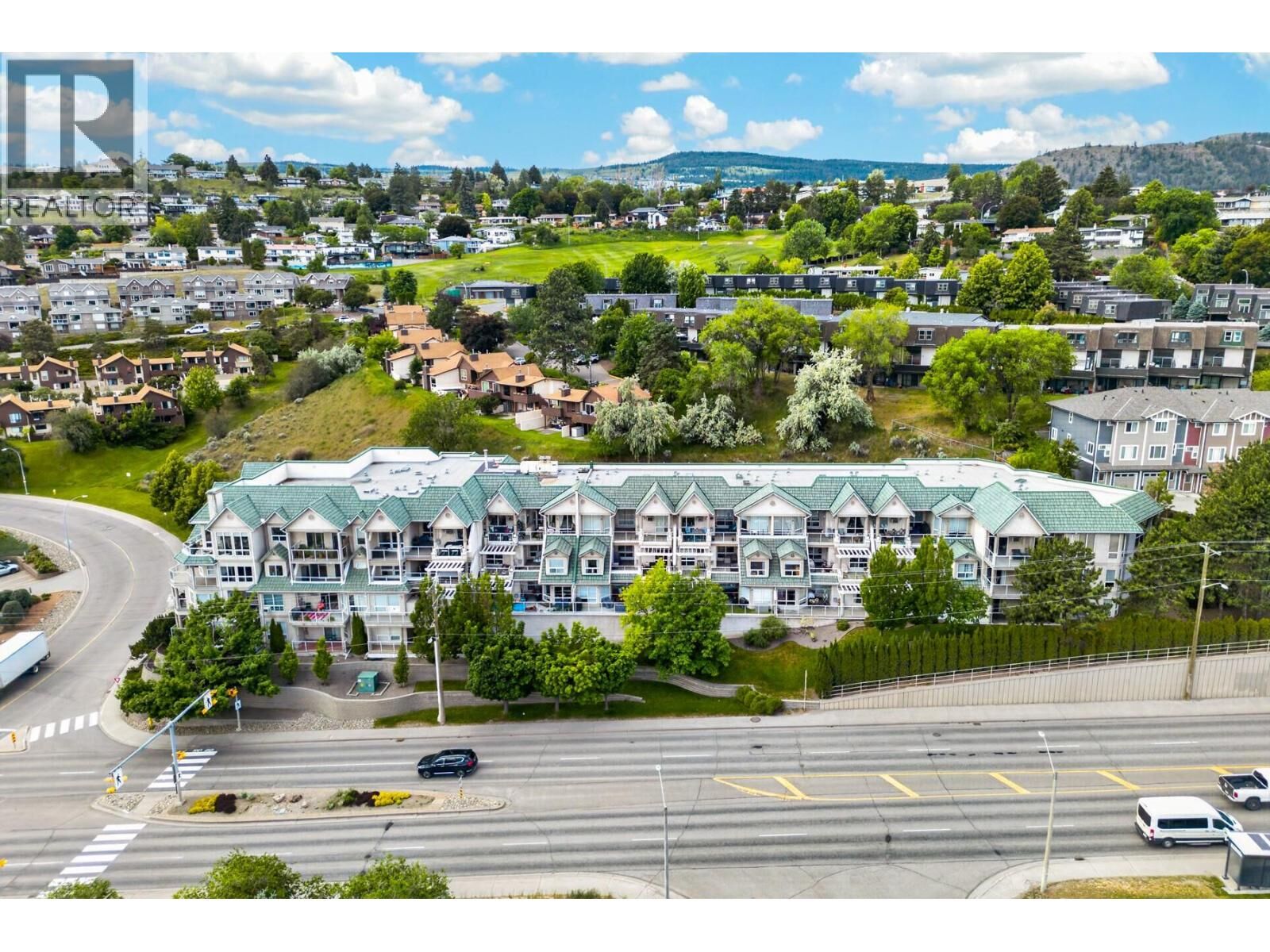 Property Photo:  712 Sahali Terrace 406  BC V2C 6T2 