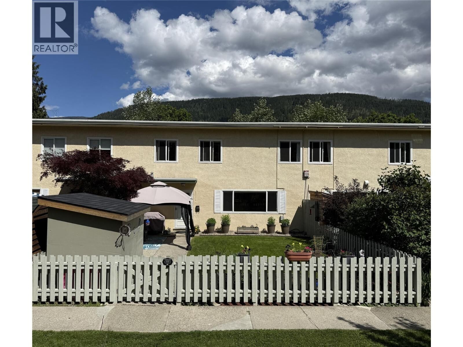 Property Photo:  467 Richards Street West  BC V1L 3K2 