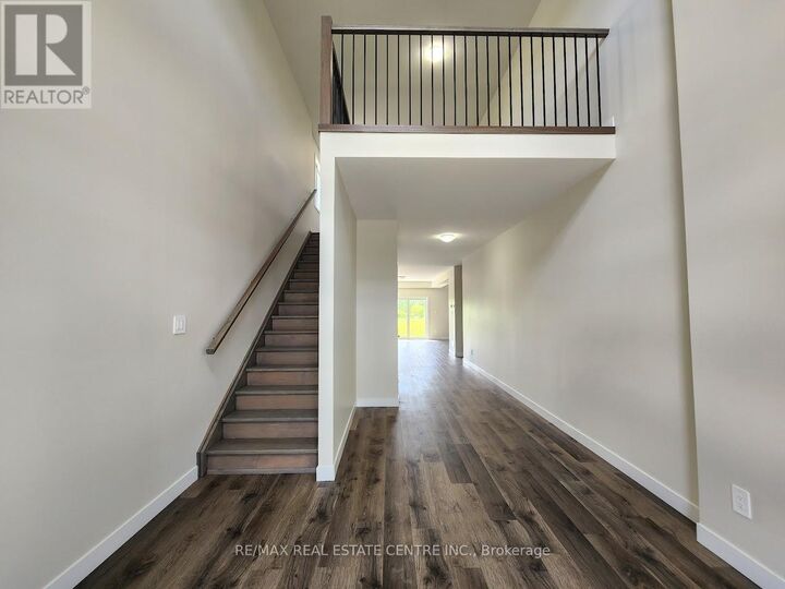 Property Photo:  6837 Royal Magnolia Avenue  ON N6P 1H5 