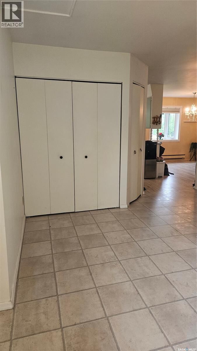 Property Photo:  12 3rd Avenue  SK S0K 3J0 